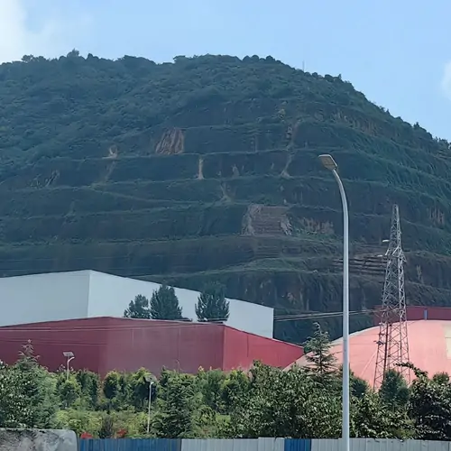 云南铜业集团有限公司东川铜矿边坡复绿现场实拍